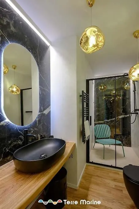 Under Bridge, Terremarine Apartment La Spezia Italy
